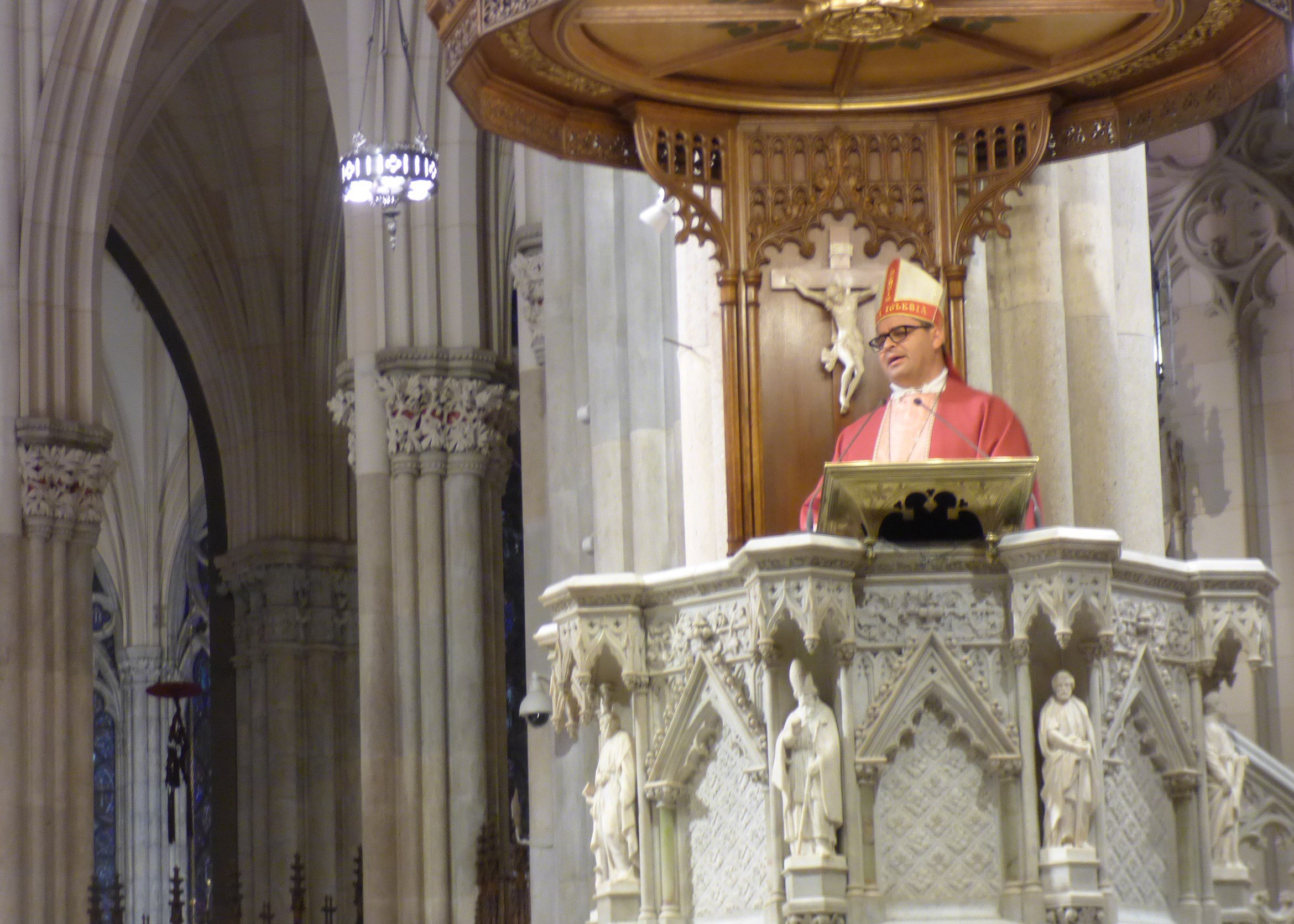 Bishop Oswaldo Escobar Aguilar of Chalatenango, El Salvador, wears a replica of a miter worn by St. Oscar Romero March 27, 2022, at St. Patrick’s Cathedral in New York. (CNS photo/Rhina Guidos)