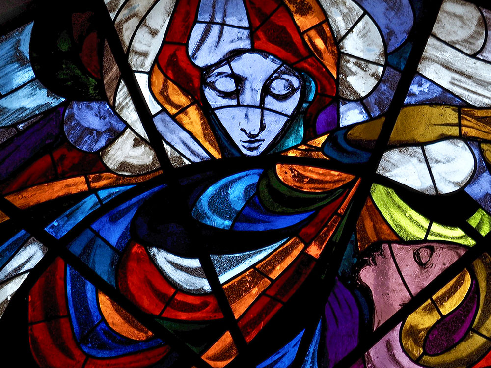 Stained glass at Fatima sanctuary (Dreamstime/Marion Meyer)