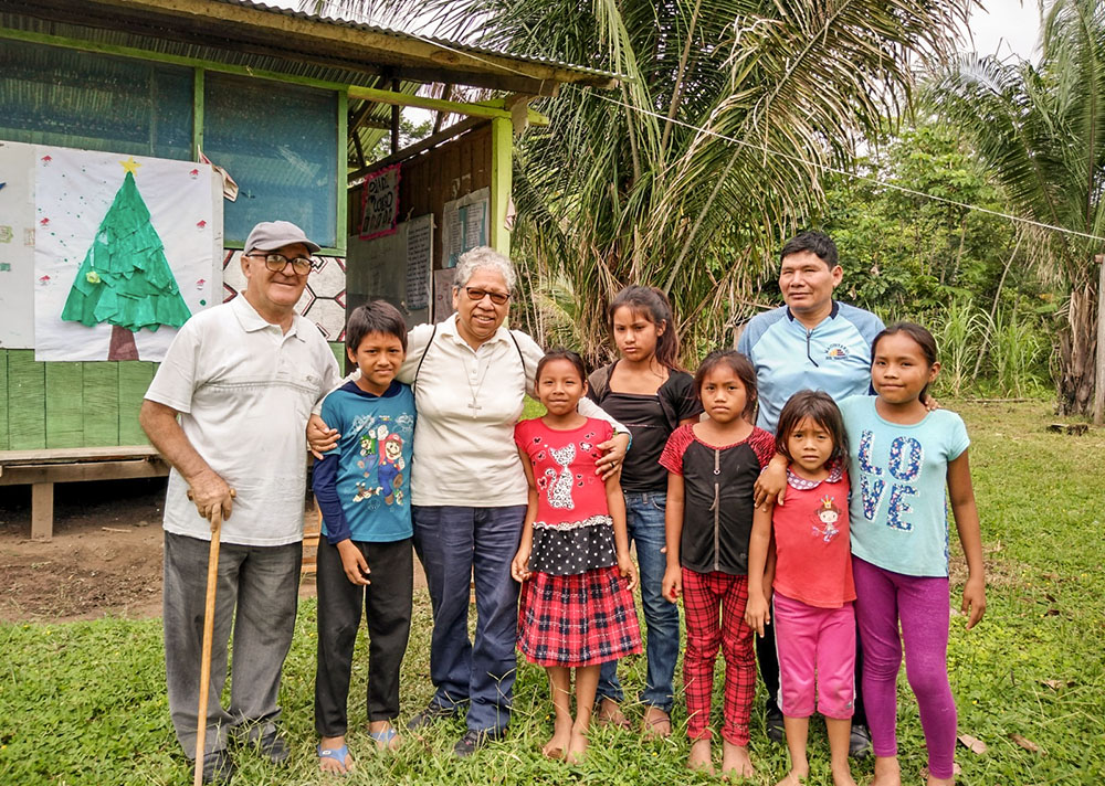 Sr. Zully Rojas Quispe and Dominican Fr. Macario López visit the community of San Martin de Tipishca, Peru, in 2019. (Courtesy of Zully Rojas Quispe)