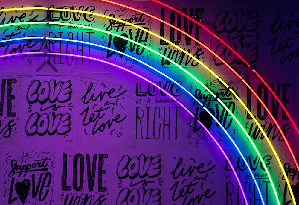 Love is love (Unsplash/Jason Leung)