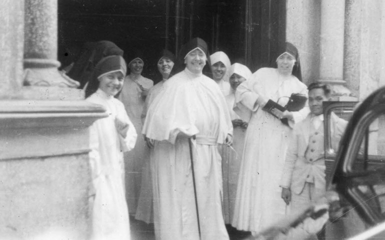 Mother Mary Joseph visiting Maryknoll Sisters working at St. Paul’s Hospital, Manila, Philippines, 1940